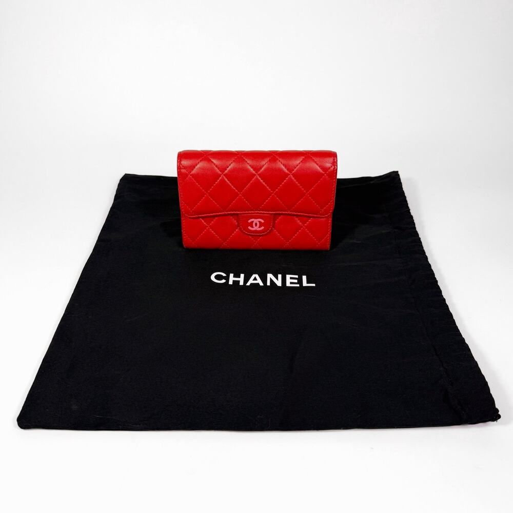 Chanel Quilted Lambskin Classic Flap Wallet - Picture 2 of 14